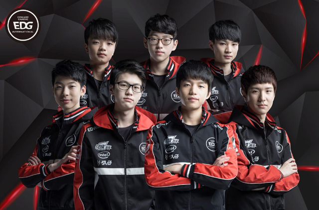 的坚韧和不 的坚韧和不